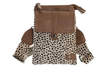Tyler dot camel1